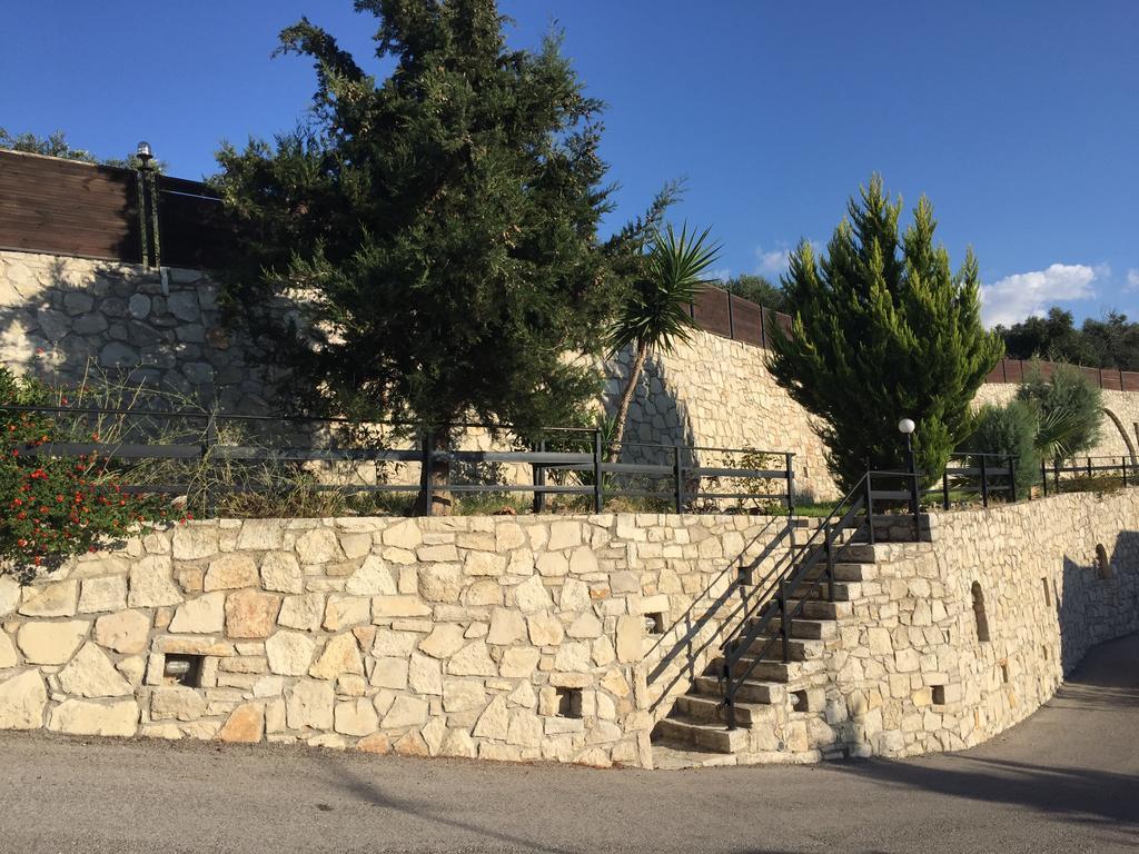 Meliades Villas Agia Marina  Exterior photo