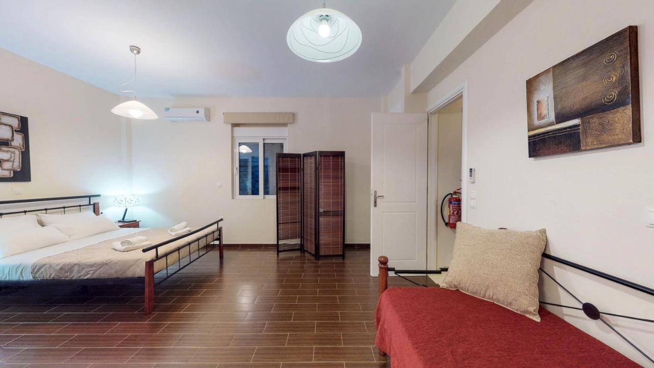 Meliades Villas Agia Marina  Exterior photo