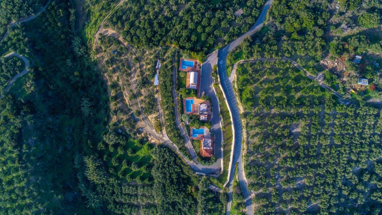 Meliades Villas Agia Marina  Exterior photo