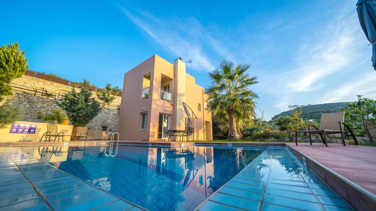 Meliades Villas Agia Marina  Exterior photo